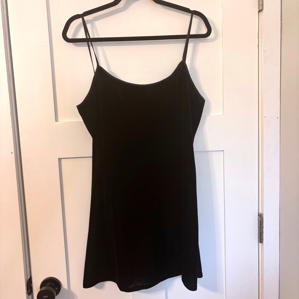 Vintage Black Velvet Slip Dress Mini Spaghetti Strap Large LBD Whimisigoth Y2K
